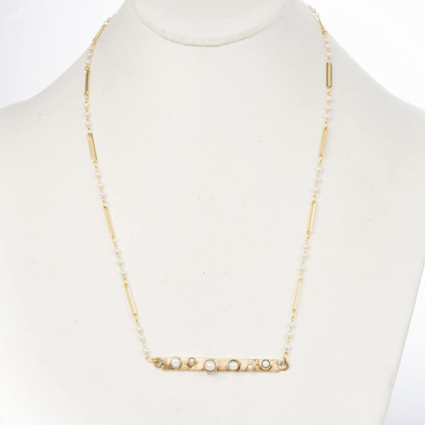 Diamond & Pearl Gold Necklace