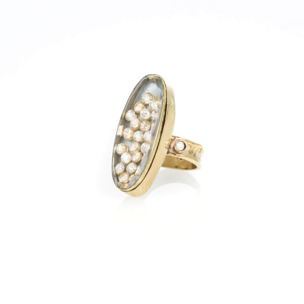 Gold & Diamond Oval Ring